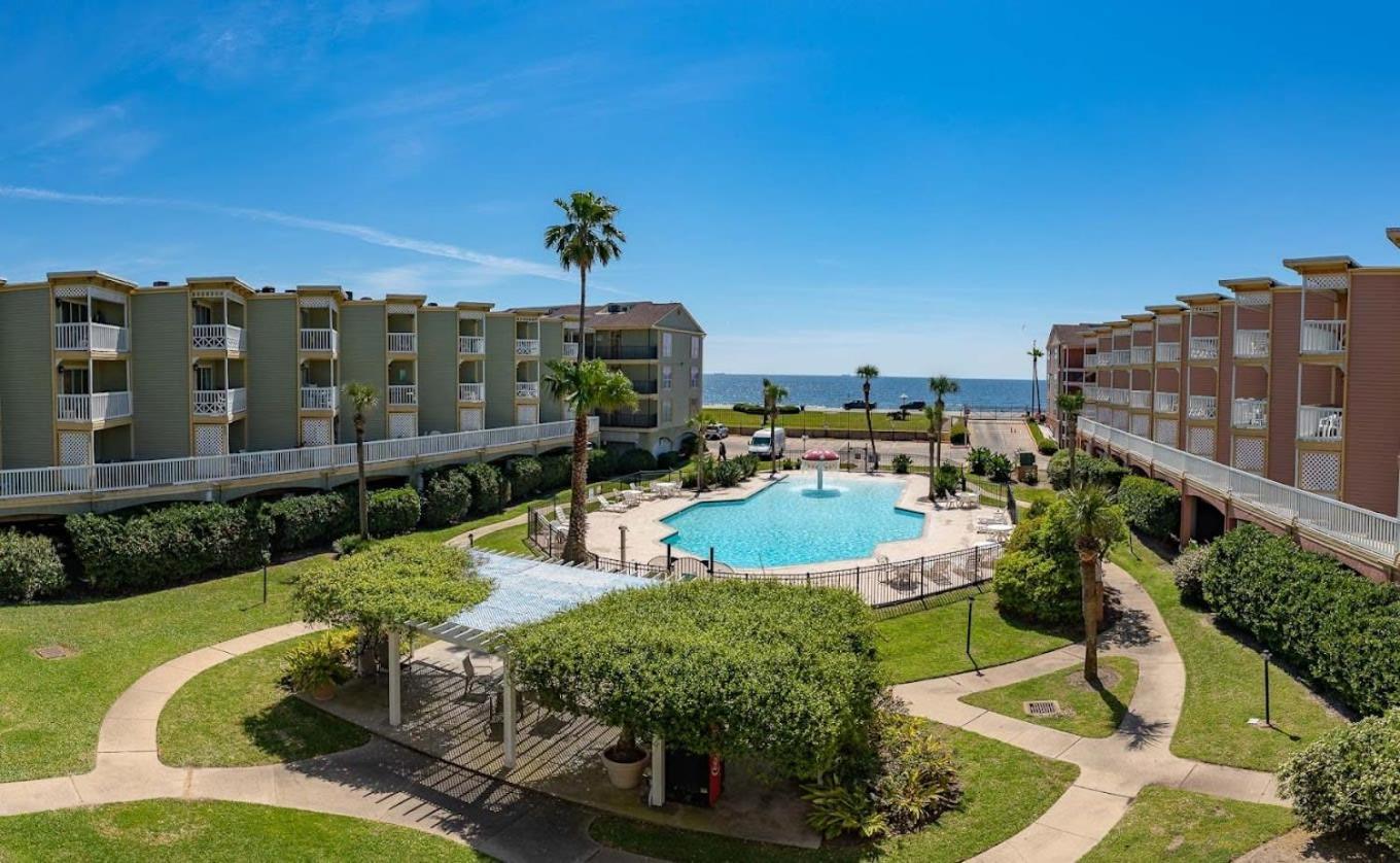 Beautiful Ocean Views At The Victorian Apartment Galveston Exterior photo