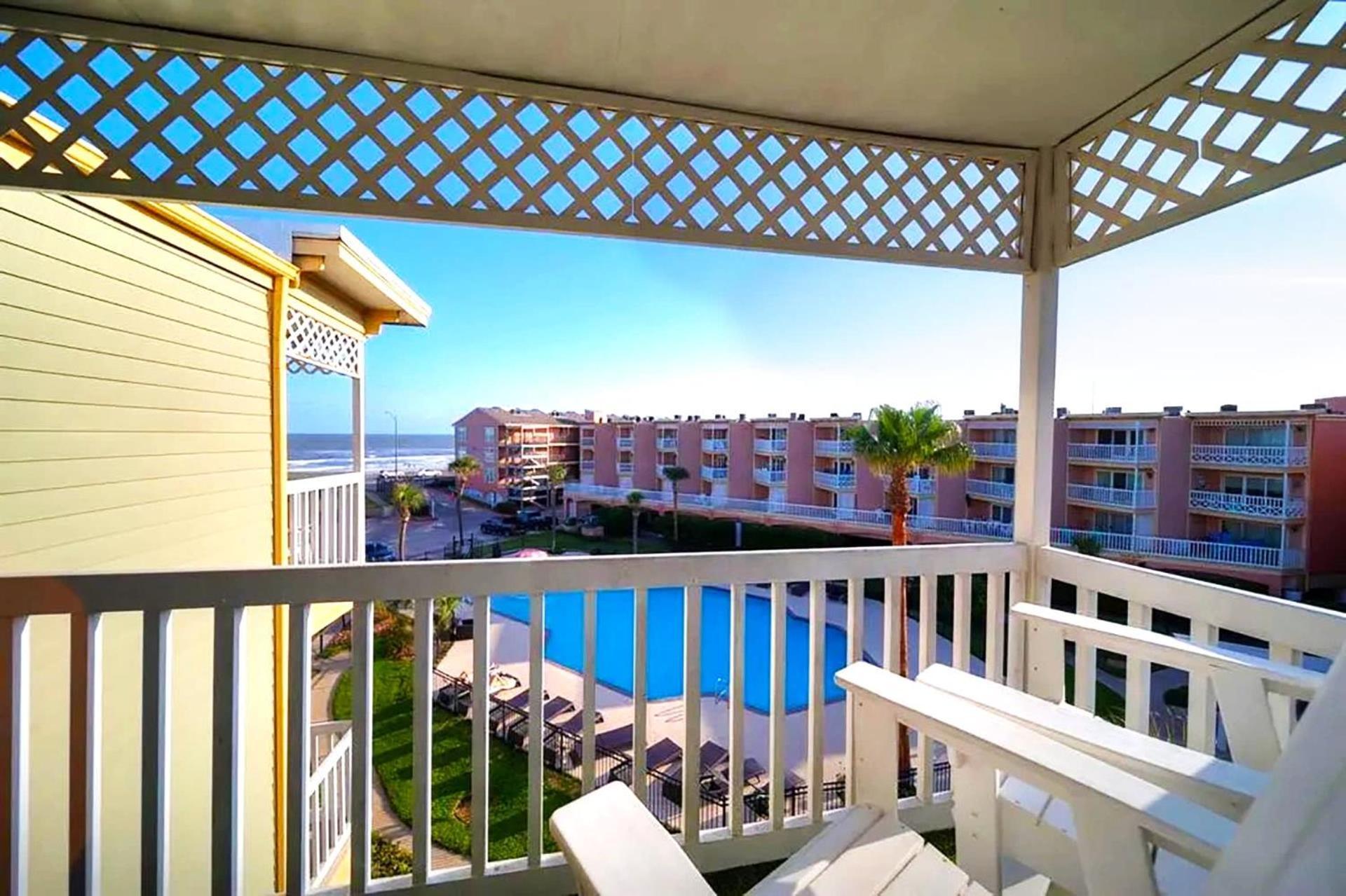 Beautiful Ocean Views At The Victorian Apartment Galveston Exterior photo