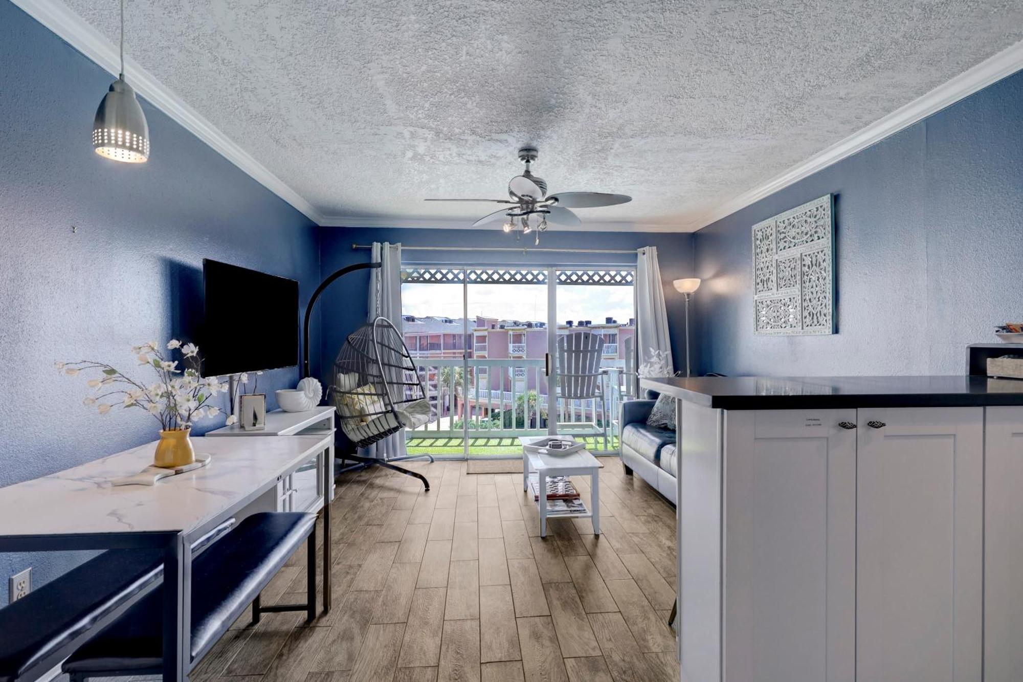 Beautiful Ocean Views At The Victorian Apartment Galveston Exterior photo